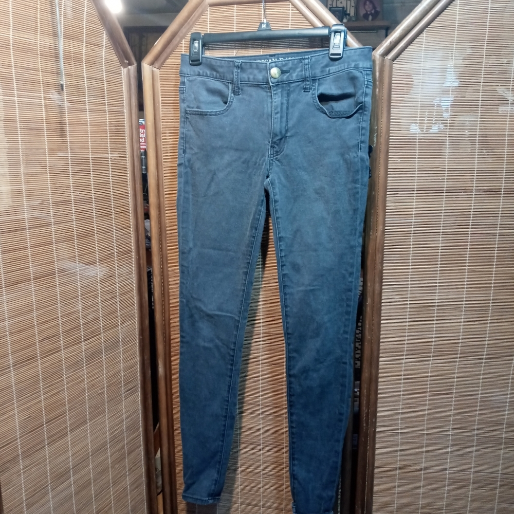 Gray American Eagle jeggings